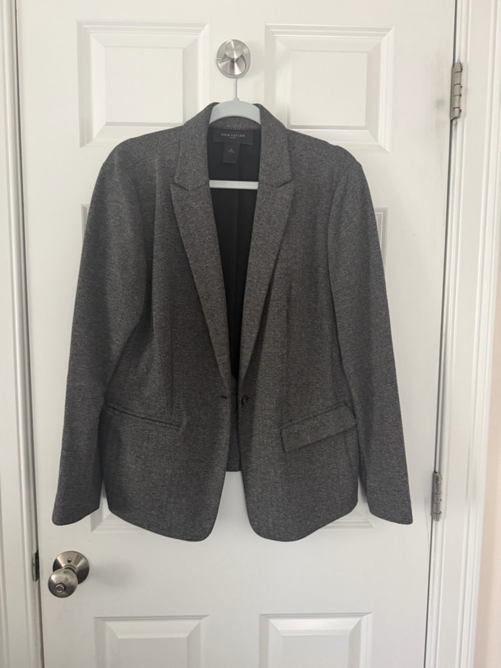 Ann Taylor Charcoal Gray Structured Women's Blazer